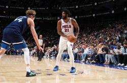 包含NBA季后赛赛后再迎强敌，尼斯手感冰凉，主帅态度：质疑声仍在，球队文化再被提及的词条-多宝app下载